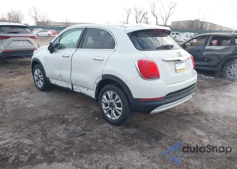 2016 Fiat 500X Lounge из США, поврежденный, VIN ZFBCFYDT2GP371180